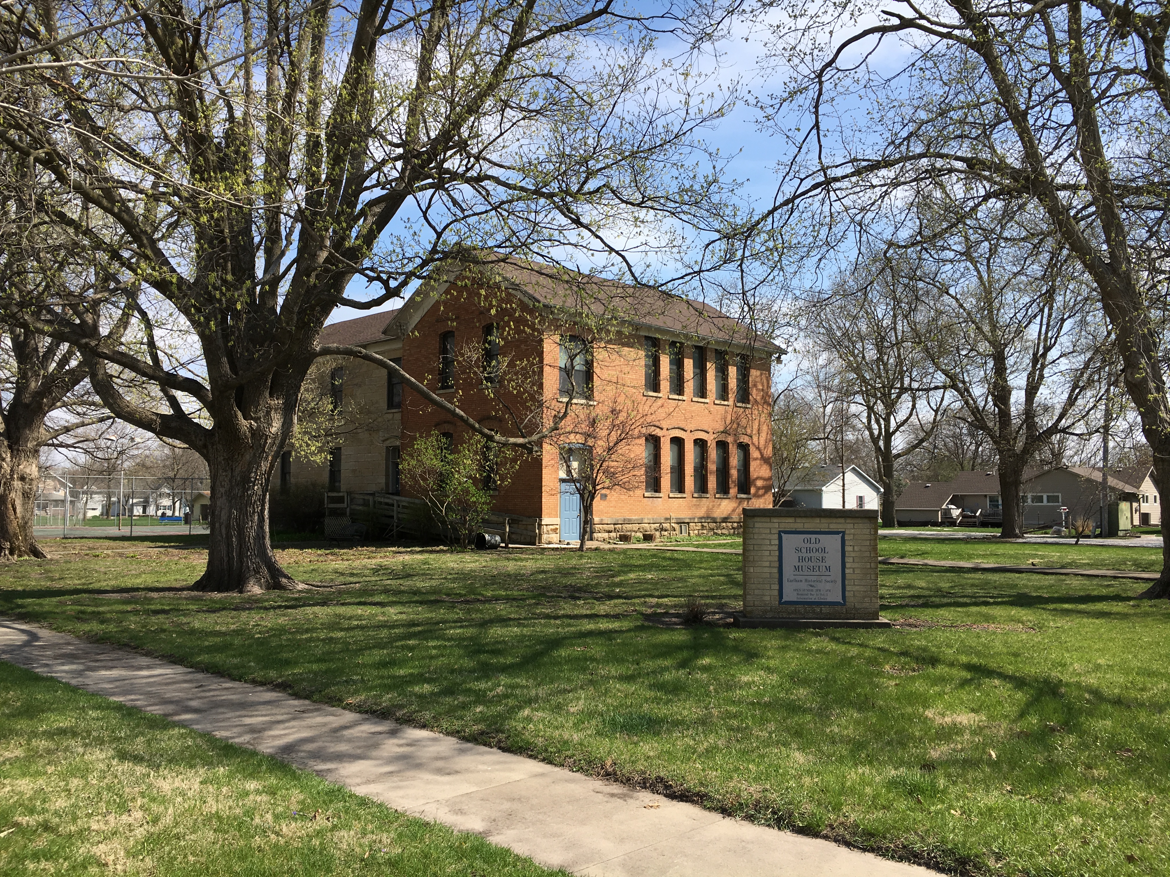 IMG_4305 City of Earlham